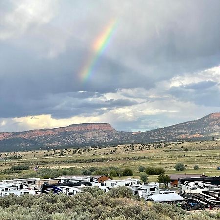 The Riverside Ranch Motel And Rv Park Southern Utah Хатч Экстерьер фото