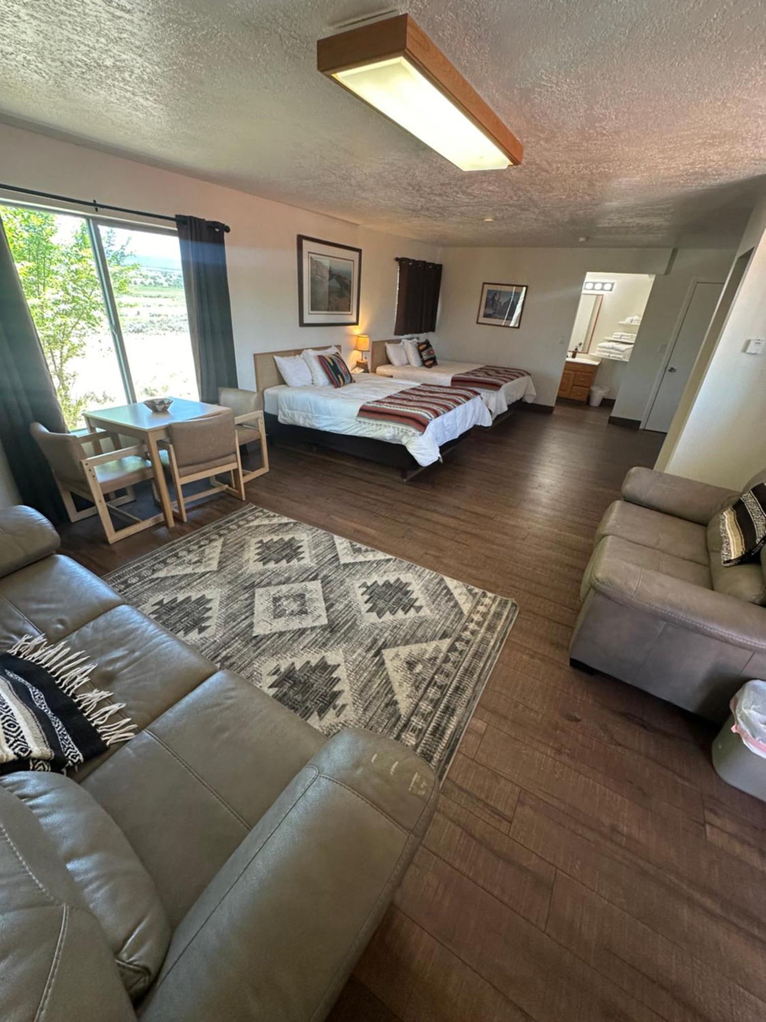 The Riverside Ranch Motel And Rv Park Southern Utah Хатч Экстерьер фото