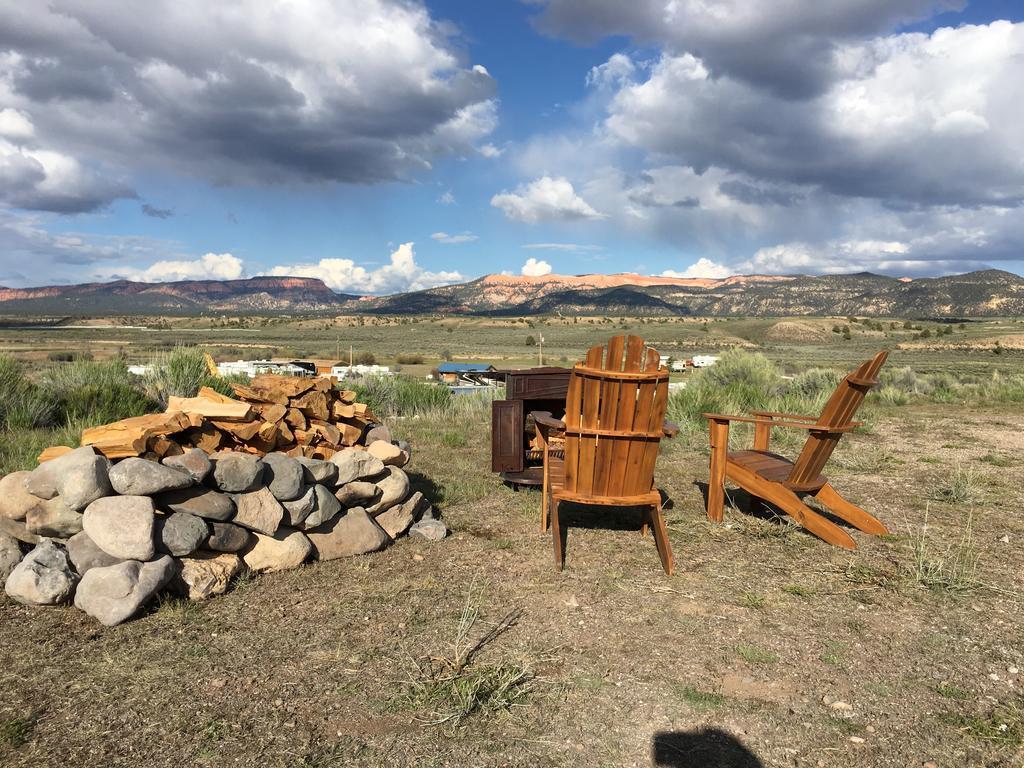 The Riverside Ranch Motel And Rv Park Southern Utah Хатч Экстерьер фото