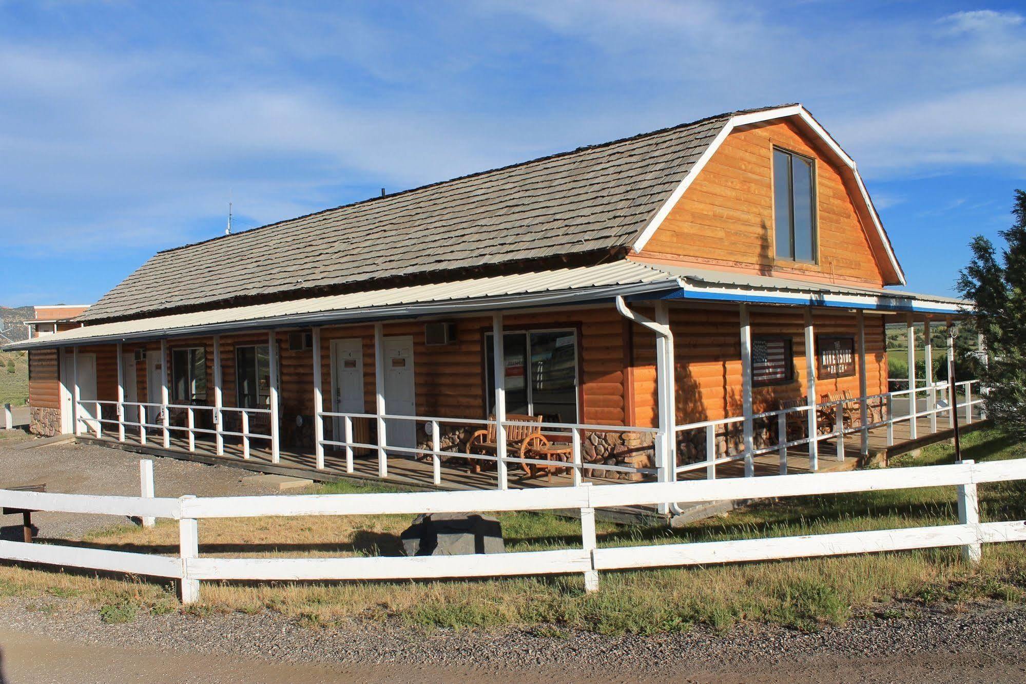 The Riverside Ranch Motel And Rv Park Southern Utah Хатч Экстерьер фото